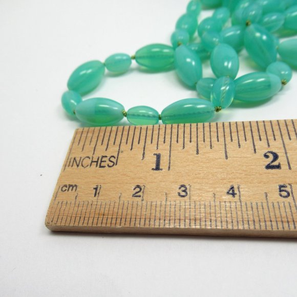 Uranium Glass bead Necklace - Picture 8 of 11